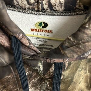 Mossy oak brand camo sweatshirt